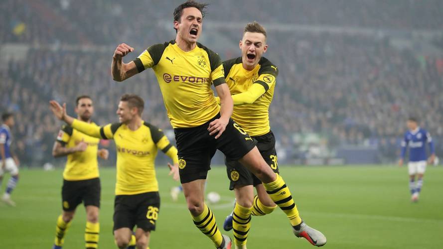 开云体育在线登录-包含多特蒙德客场惨败，场均得失球不乐观的词条