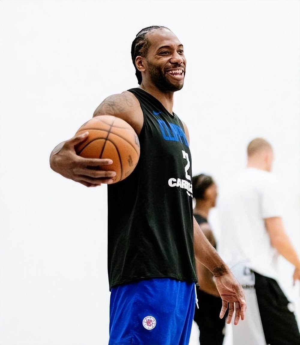 快船大胜开拓者，莱纳德荣耀再现