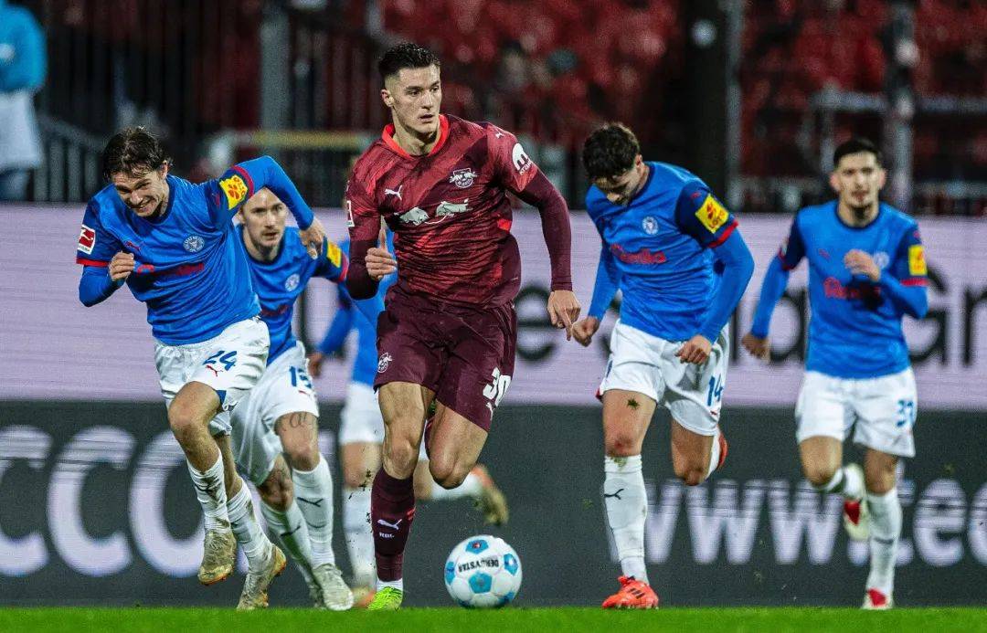 弗赖堡客场不敌对手，遭遇三轮不胜的简单介绍