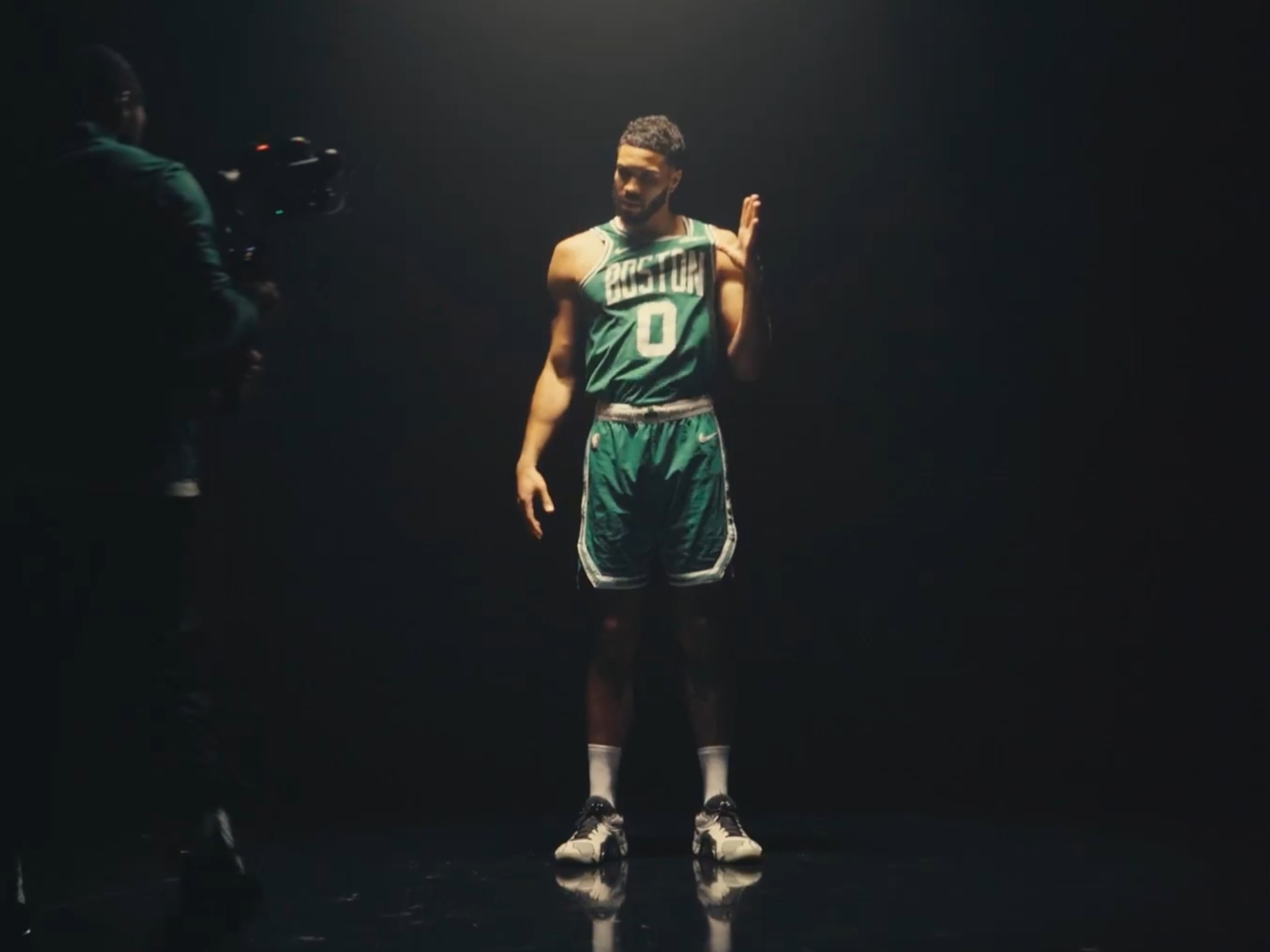 凯尔特人新秀展现杰出表现，球队后劲十足的简单介绍