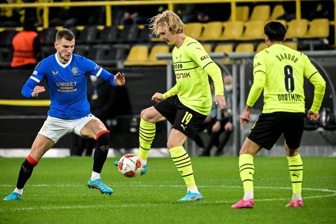 包含比赛守则：皇家贝蒂斯抢分成为水墨画的词条