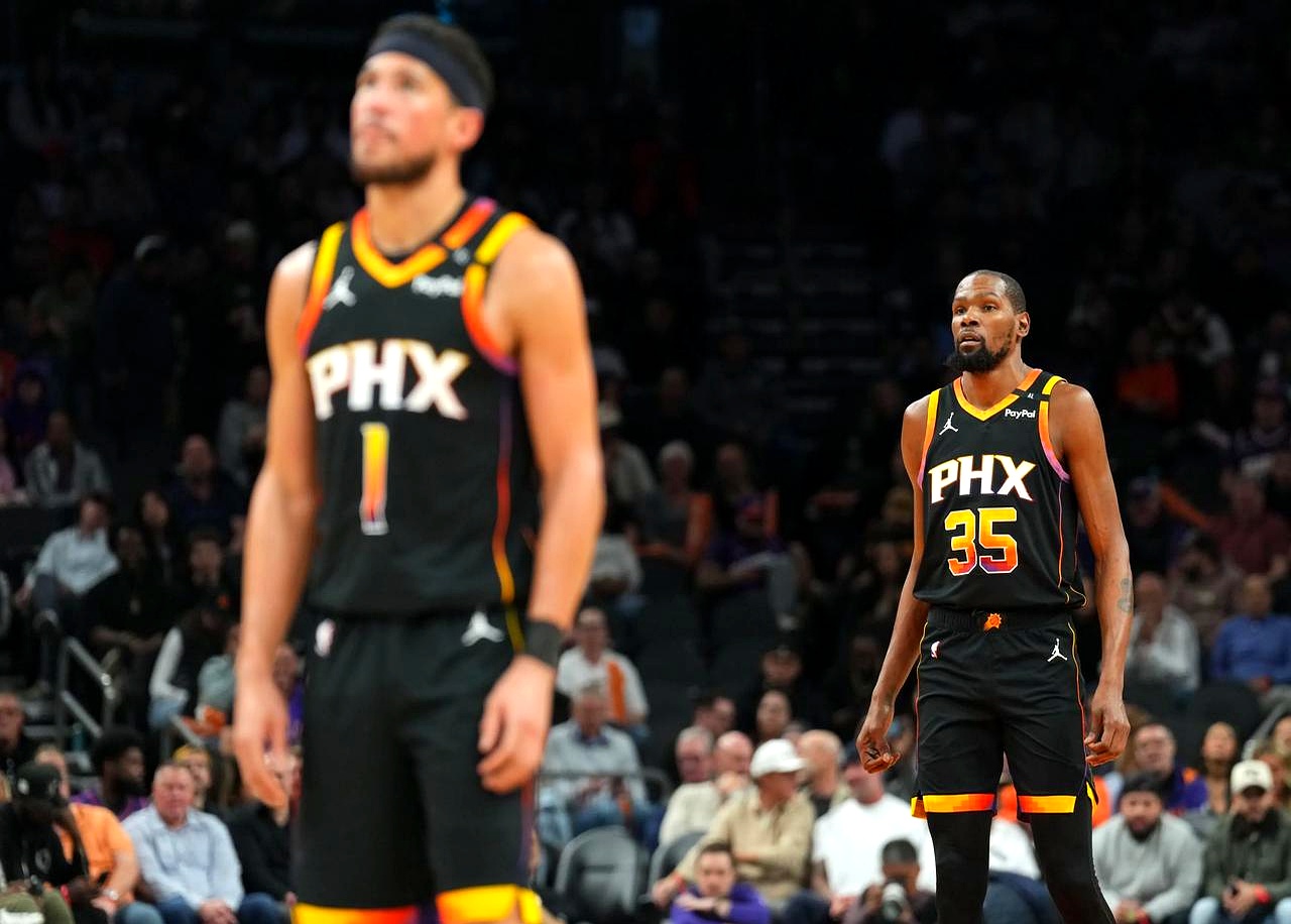 太阳队后卫布克取得全明星赛入选资格