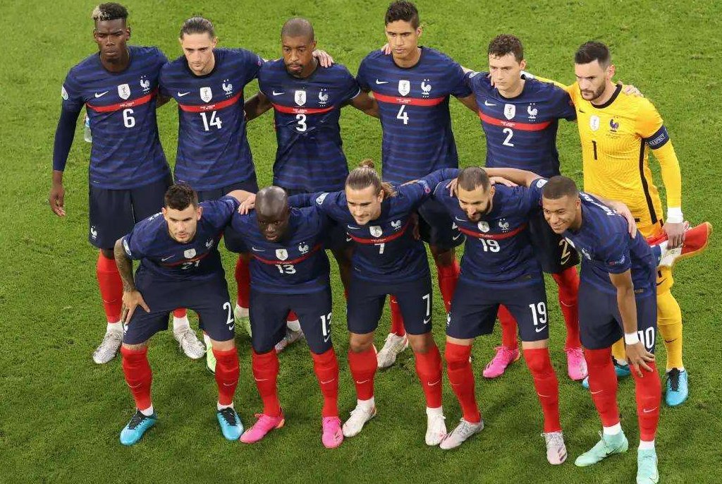 开云体育入口-足球比赛中的精彩瞬间让人欲罢不能！的简单介绍