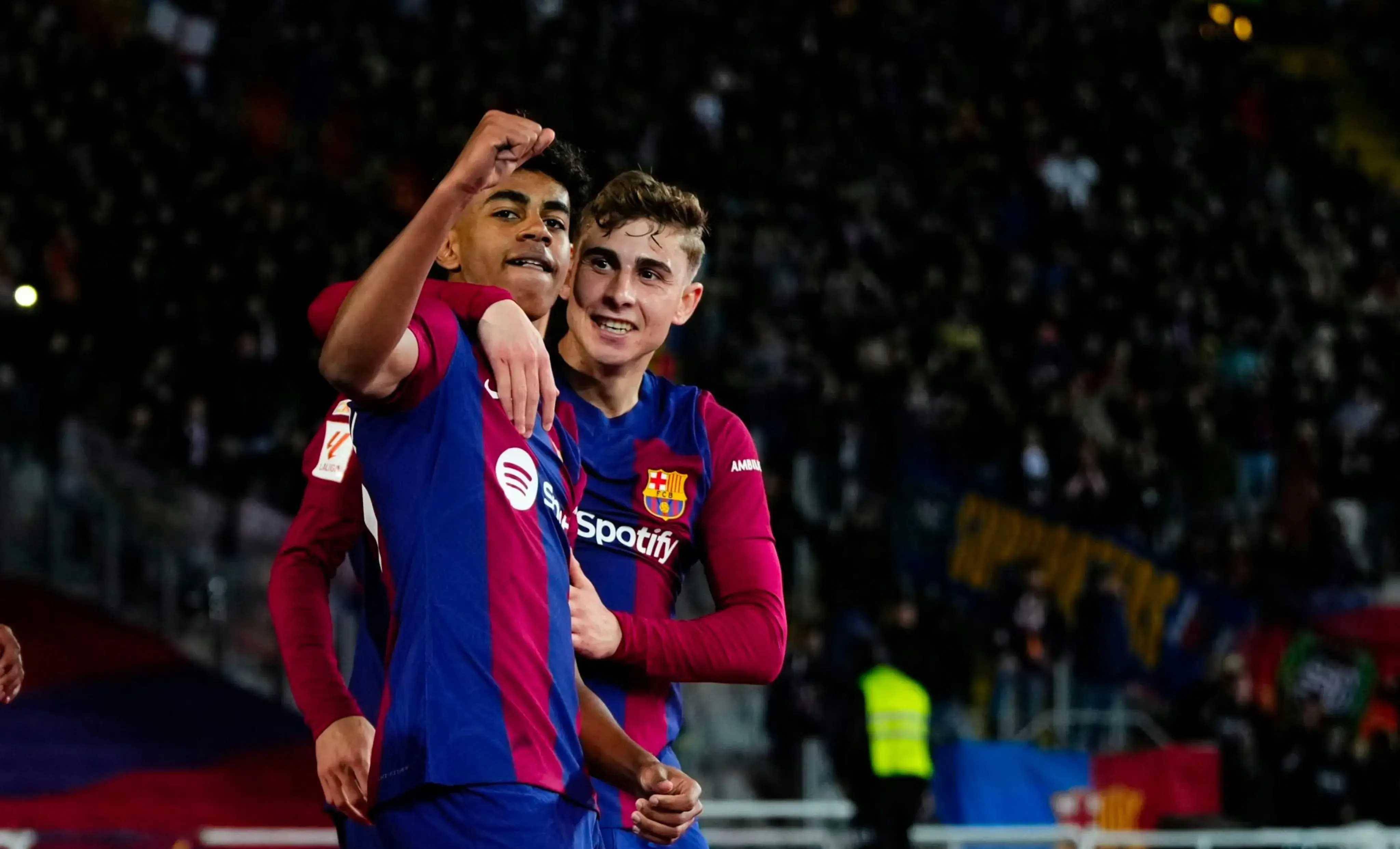 巴塞罗那队员在比赛中表现出色