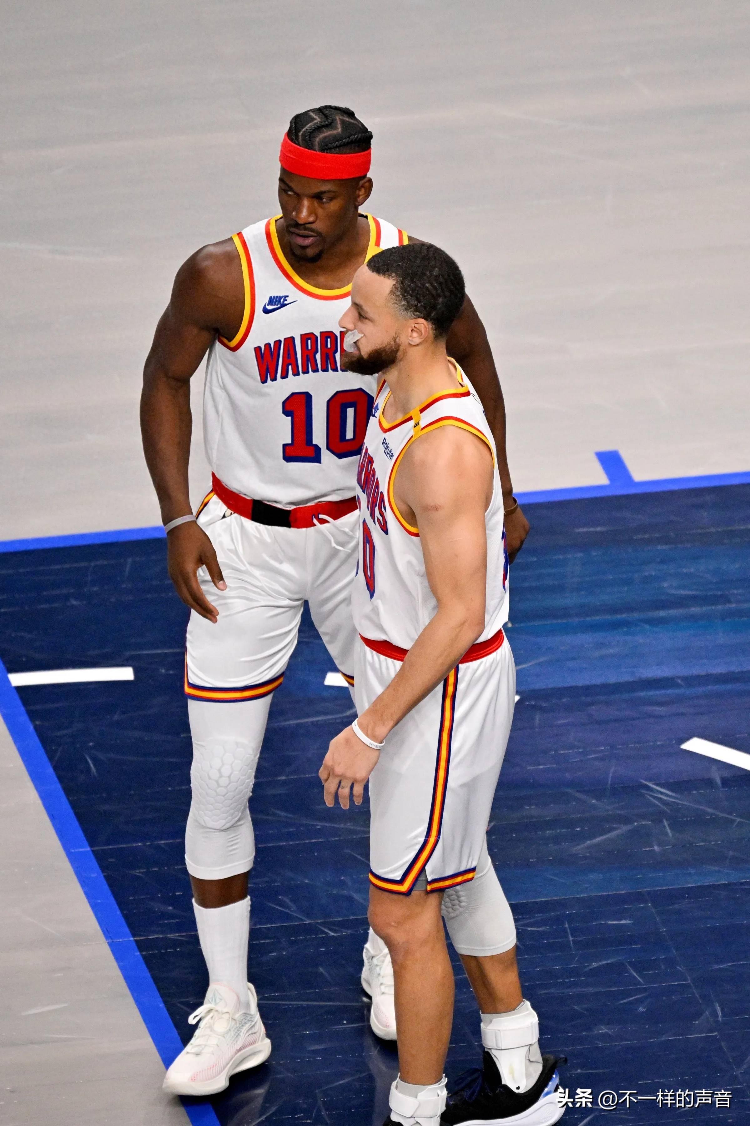 尼克斯队在主场以105比98战胜热火，取得两连胜的简单介绍