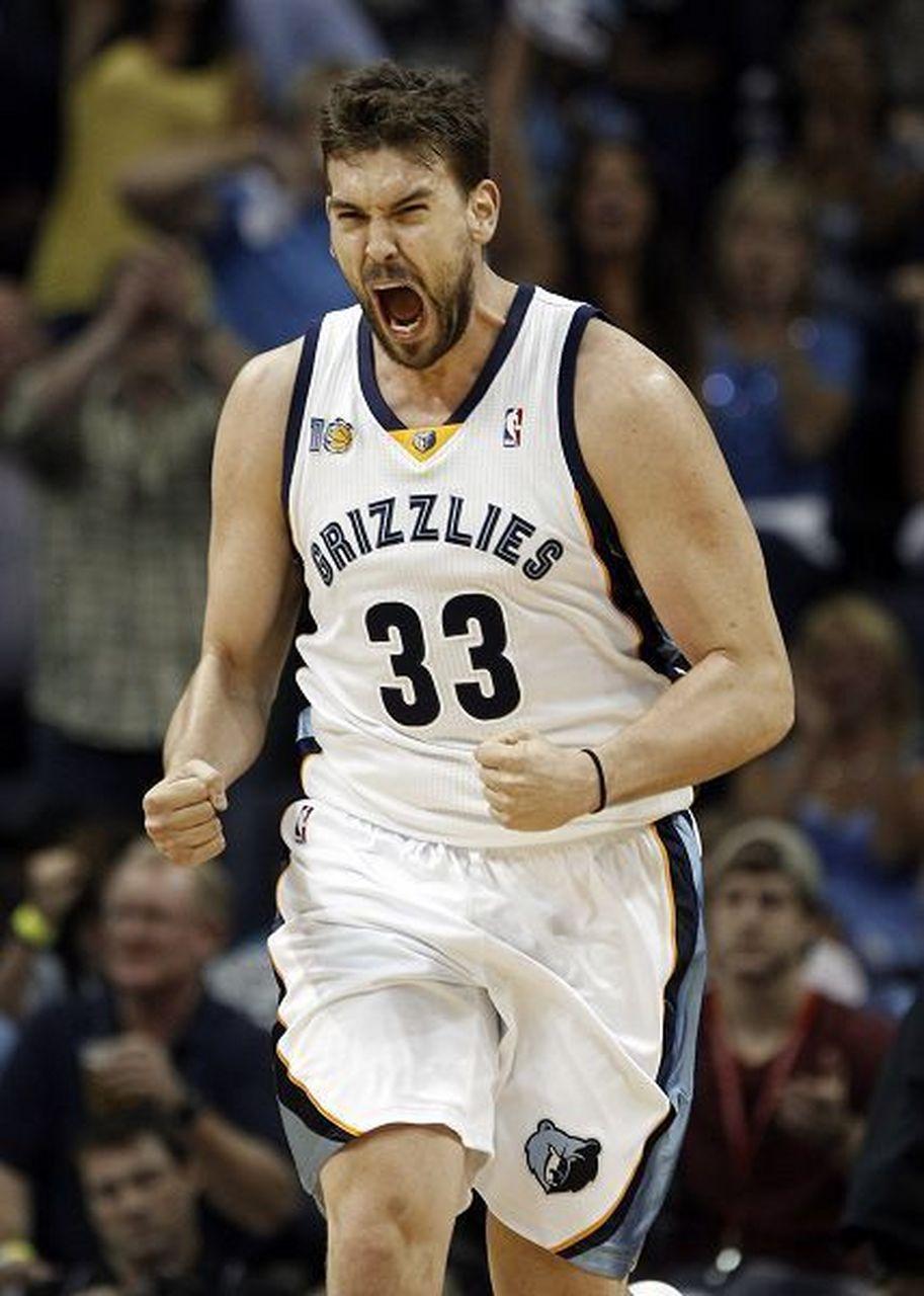 开云体育官网-灰熊再度横扫勇士，获得胜利