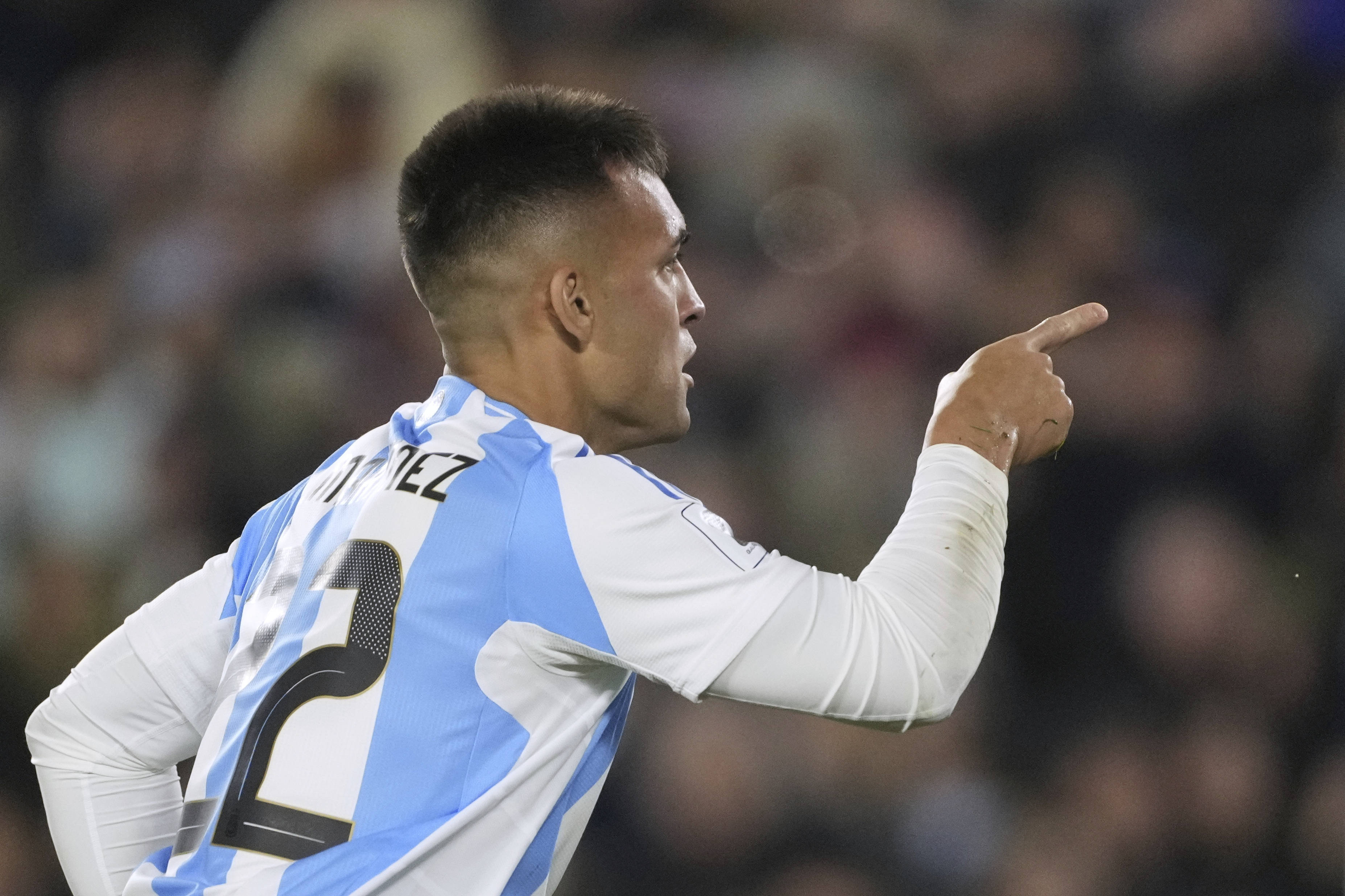 开云体育登录-阿根廷足球明星突然宣布退役，球迷惋惜不已的简单介绍