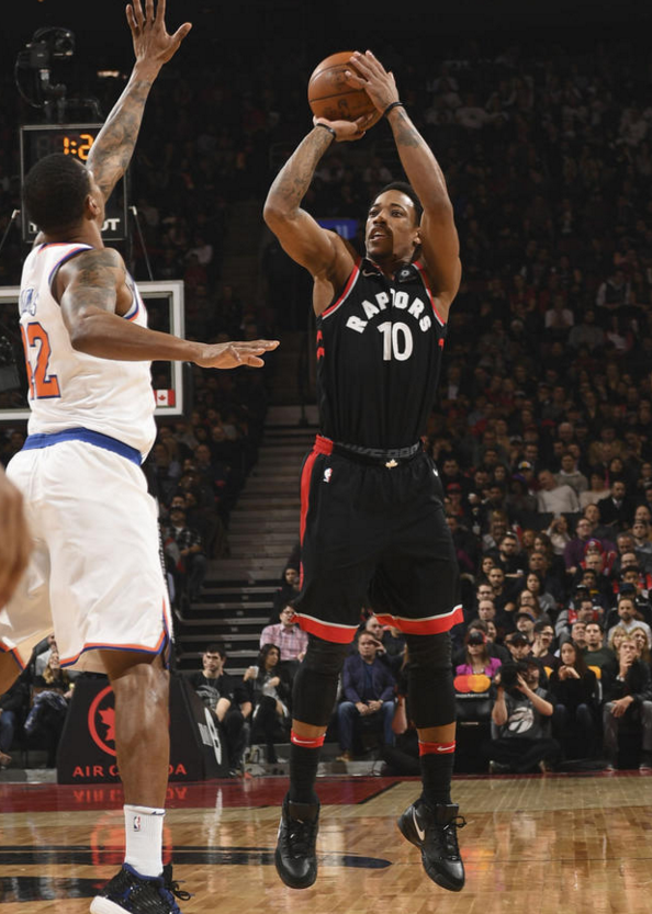 猛龙不敌尼克斯，洛瑞独木难支