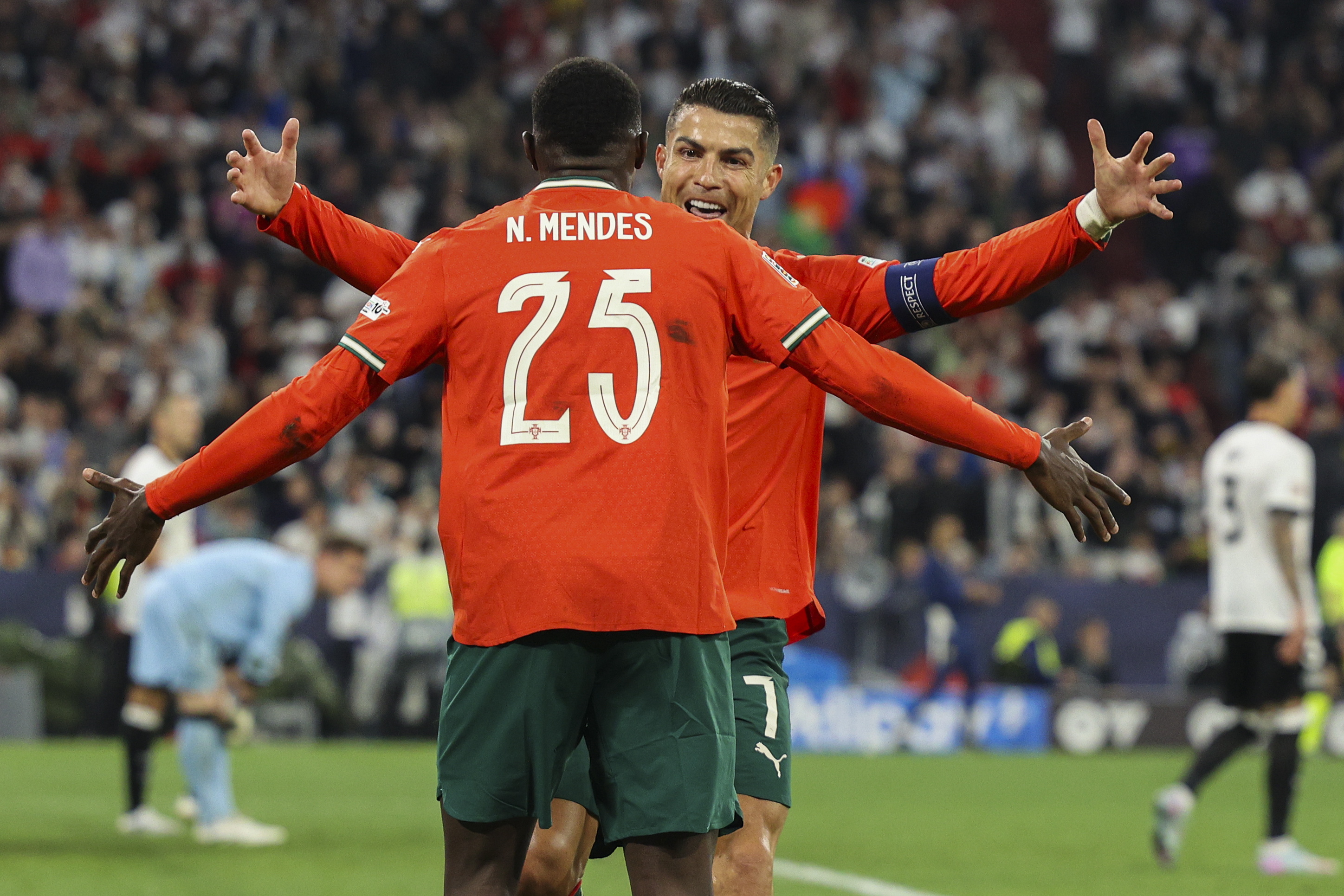 开云体育官方入口-葡萄牙重回巅峰，成功挺进欧国联四强